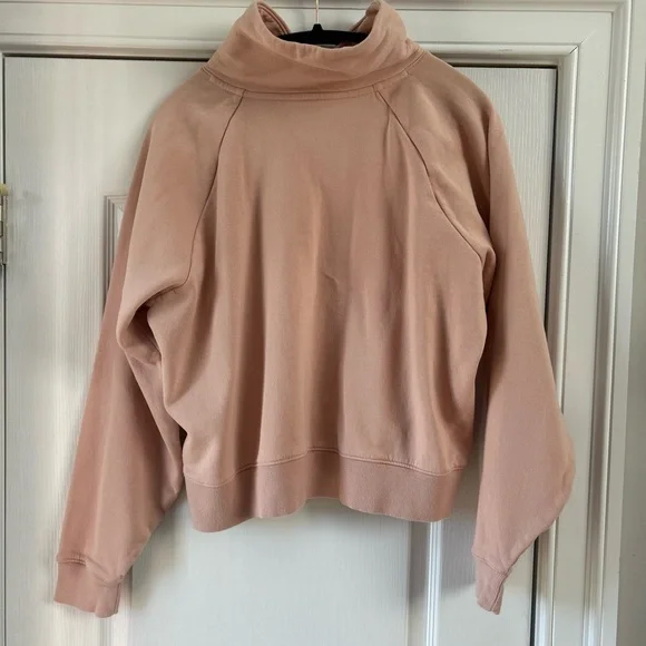 Under Armour Women's Pink Sweatshirt - Picture 3 of 4